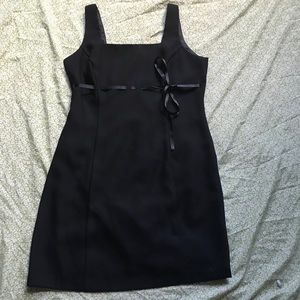 Black mid dress